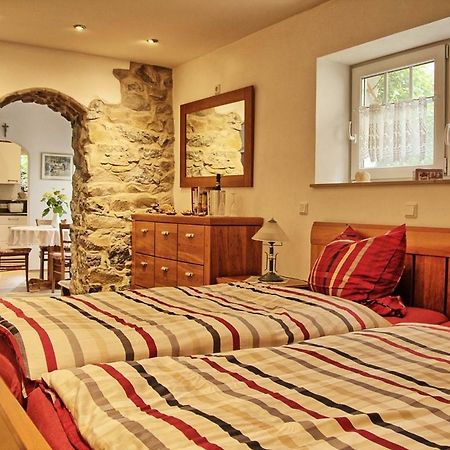 Апартаменты Auszeit Flair Der Provence Hausen  Экстерьер фото